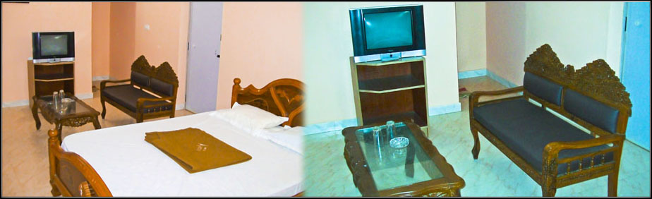 Aruvi Hotel, Boarding and lodging